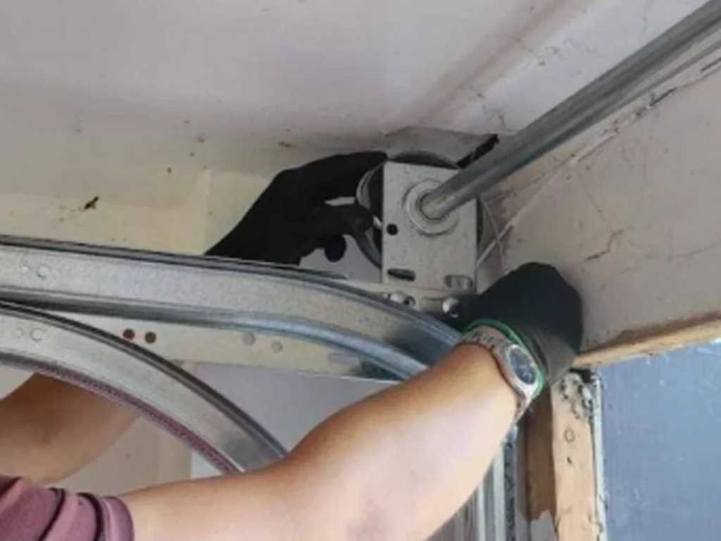 The Everlast Garage Doors team is repairing a garage door in Franklin, TN, to help residents protect their homes