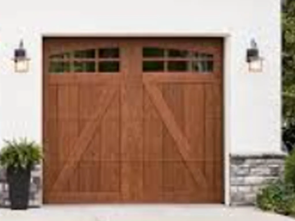 garage door custom design Franklin TN showing a classic carriage style garage door on a traditional home