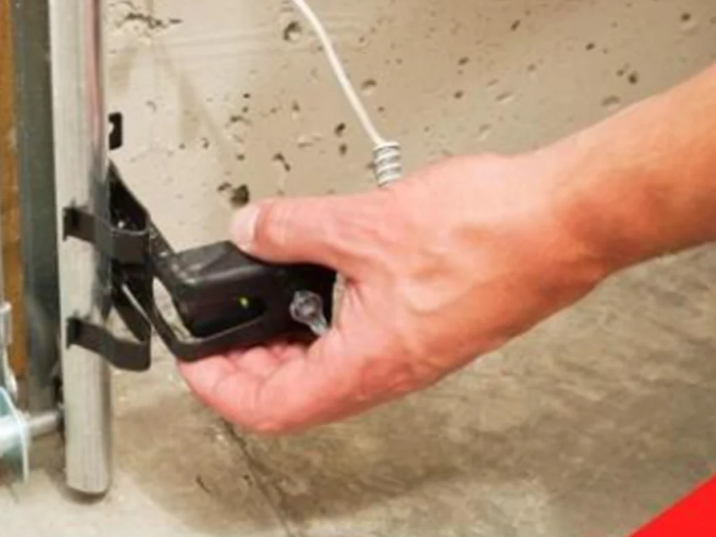 Garage door opener problem repair steps for a home in Franklin TN