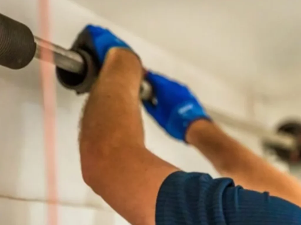 Residential fast reliable repair service by Everlast Garage Doors in Franklin