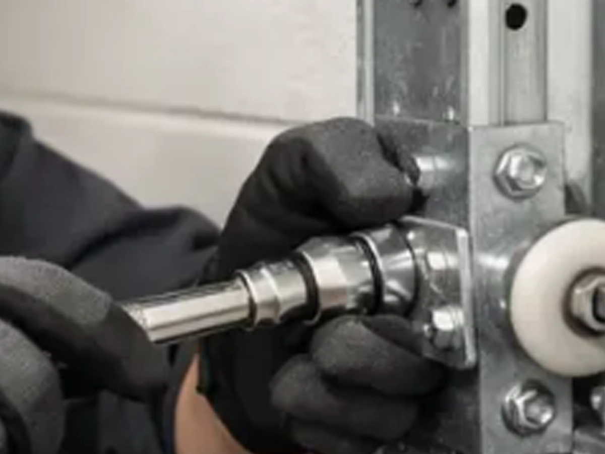 Garage door rescue services diagnosing a broken spring, damaged cable, opener fault, and sensor failure in Franklin, Tennessee