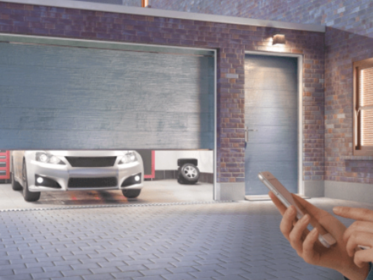 Wireless commercial garage door with real time security alerts at a Franklin Tennessee business